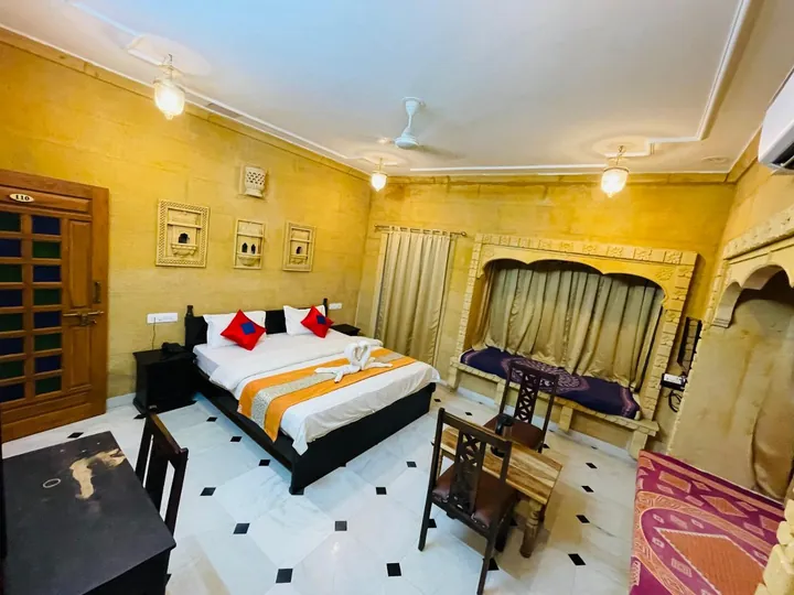 Non AC Double Room at the Wonbin Safari hotel, Jaisalmer